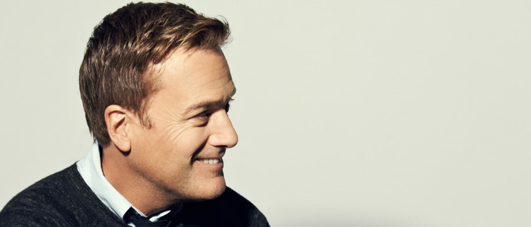 Image: https://brushfirecontent.blob.core.windows.net/6252/Media/michael w. smith promo photo.jpg